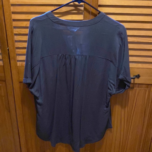 NWT / Market &Spruce button up short sleeve blouse . - Picture 2 of 10